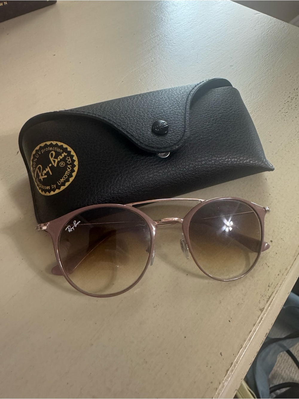 Ray-Ban Women's Brown Frame Sunglasses with Brown Gradient Lenses